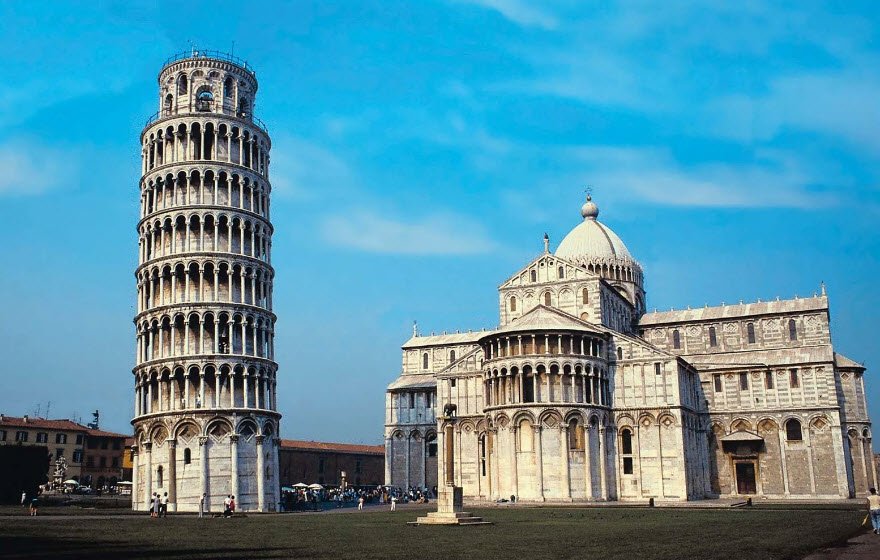 Leaning Tower of Pisa, Pisa, Tuscany, Italy